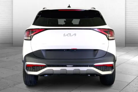 More photos of 2025 Kia Sportage Hybrid EX at Cable Dahmer Kia of Lee's Summit, MO