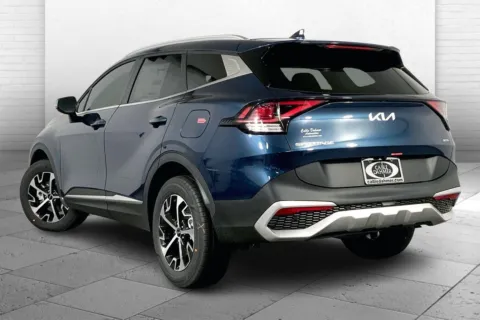 Another view of 2025 Kia Sportage Hybrid EX for sale in Lee's Summit, MO at Cable Dahmer Kia of Lee's Summit