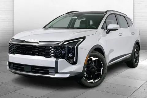 Photos of 2026 Kia Sportage EX for sale in Lee's Summit, MO at Cable Dahmer Kia of Lee's Summit
