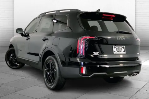 Another view of 2025 Kia Telluride SX X-Line for sale in Lee's Summit, MO at Cable Dahmer Kia of Lee's Summit