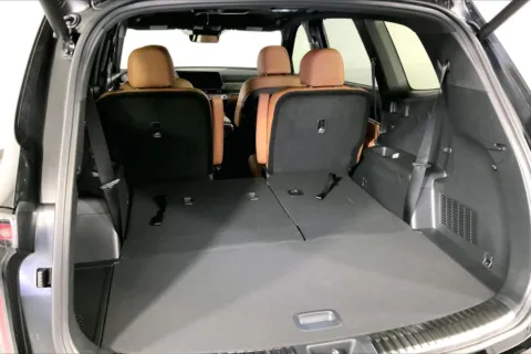 More photos of 2025 Kia Telluride SX X-Line at Cable Dahmer Kia of Lee's Summit, MO