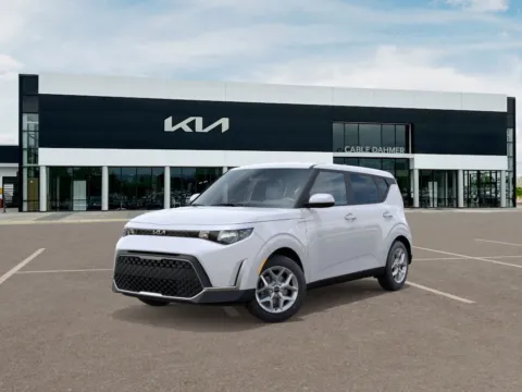 White 2025 Kia Soul S for sale in Lee's Summit, MO