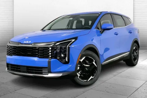 Photos of 2026 Kia Sportage EX for sale in Lee's Summit, MO at Cable Dahmer Kia of Lee's Summit