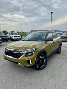 Green 2024 Kia Seltos SX for sale in Lee's Summit, MO