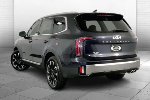 Another view of 2025 Kia Telluride SX-Prestige for sale in Lee's Summit, MO at Cable Dahmer Kia of Lee's Summit