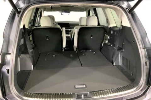 More photos of 2025 Kia Telluride SX-Prestige at Cable Dahmer Kia of Lee's Summit, MO