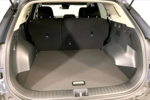 More photos of 2026 Kia Sportage Hybrid S at Cable Dahmer Kia of Lee's Summit, MO