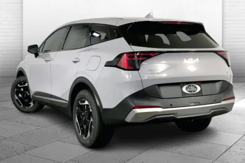 Another view of 2026 Kia Sportage Hybrid S for sale in Lee's Summit, MO at Cable Dahmer Kia of Lee's Summit