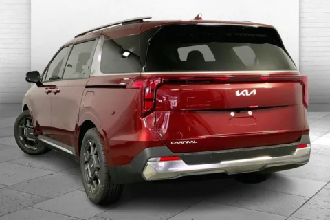 Another view of 2026 Kia Carnival SX for sale in Lee's Summit, MO at Cable Dahmer Kia of Lee's Summit