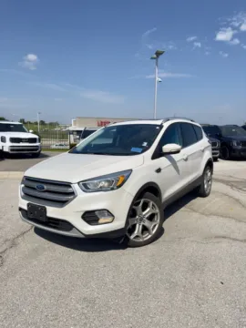White 2017 Ford Escape Titanium for sale in Lee's Summit, MO