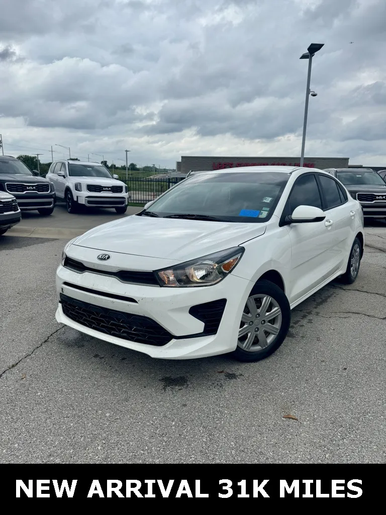 White 2021 Kia Rio LX for sale in Lee's Summit, MO