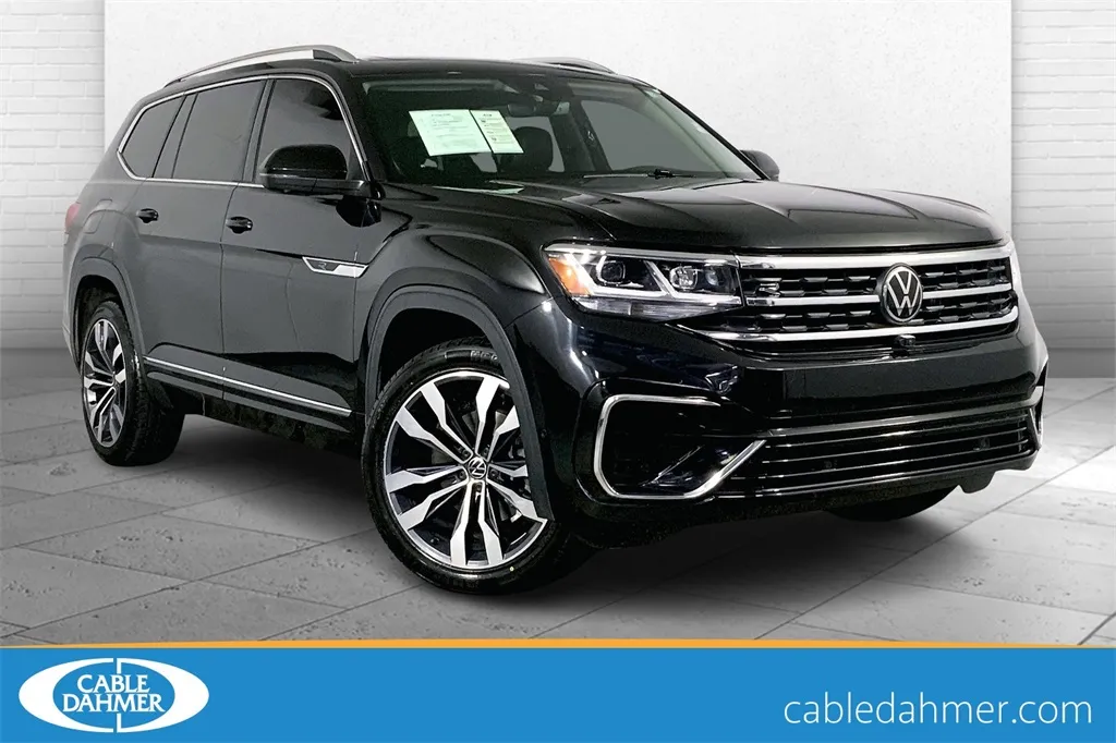 Black 2023 Volkswagen Atlas 3.6L V6 SEL Premium R-Line for sale in Lee's Summit, MO