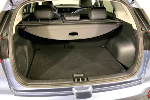More photos of 2020 Kia Niro EX Premium at Cable Dahmer Kia of Lee's Summit, MO
