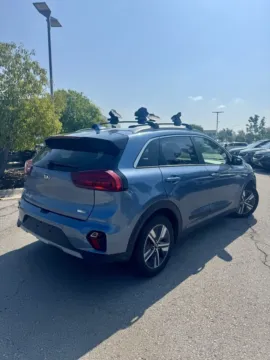 More photos of 2020 Kia Niro EX Premium at Cable Dahmer Kia of Lee's Summit, MO