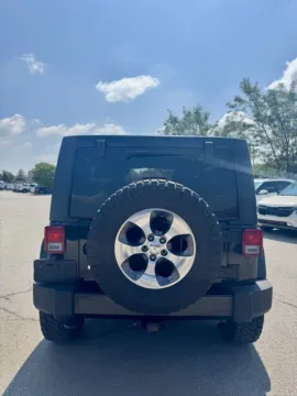 More photos of 2016 Jeep Wrangler Unlimited Sahara at Cable Dahmer Kia of Lee's Summit, MO