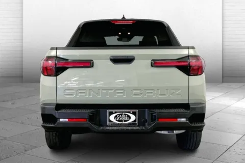 Another view of 2023 Hyundai SANTA CRUZ SEL for sale in Lee's Summit, MO at Cable Dahmer Kia of Lee's Summit