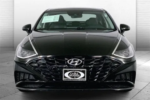 Photos of 2023 Hyundai Sonata Limited for sale in Lee's Summit, MO at Cable Dahmer Kia of Lee's Summit