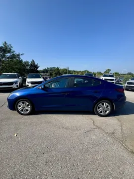 Photos of 2020 Hyundai Elantra SEL for sale in Lee's Summit, MO at Cable Dahmer Kia of Lee's Summit