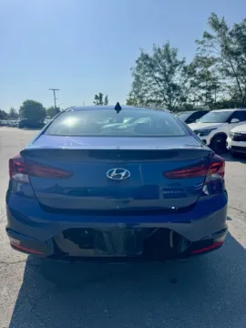 More photos of 2020 Hyundai Elantra SEL at Cable Dahmer Kia of Lee's Summit, MO