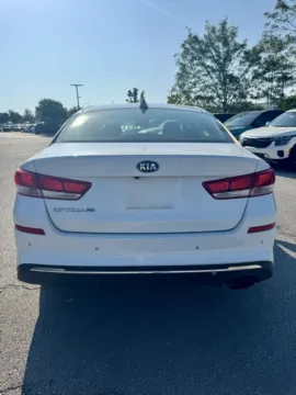More photos of 2019 Kia Optima LX at Cable Dahmer Kia of Lee's Summit, MO