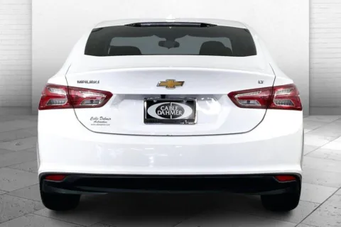 Another view of 2022 Chevrolet Malibu LT for sale in Lee's Summit, MO at Cable Dahmer Kia of Lee's Summit