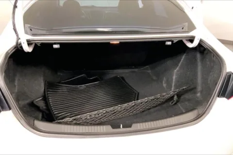 More photos of 2022 Chevrolet Malibu LT at Cable Dahmer Kia of Lee's Summit, MO