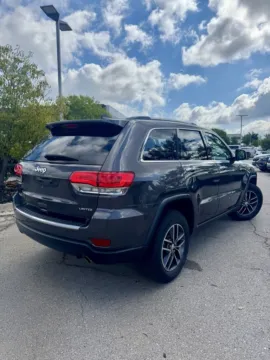More photos of 2017 Jeep Grand Cherokee Limited at Cable Dahmer Kia of Lee's Summit, MO