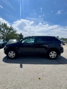 Photos of 2008 Ford Edge SEL for sale in Lee's Summit, MO at Cable Dahmer Kia of Lee's Summit