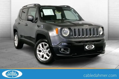 Gray 2018 Jeep Renegade Latitude for sale in Lee's Summit, MO