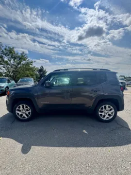 Photos of 2018 Jeep Renegade Latitude for sale in Lee's Summit, MO at Cable Dahmer Kia of Lee's Summit