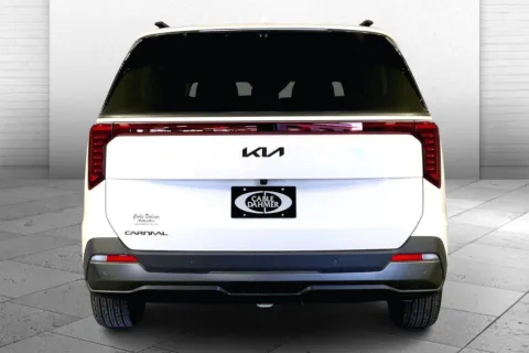 More photos of 2026 Kia Carnival SX Prestige at Cable Dahmer Kia of Lee's Summit, MO