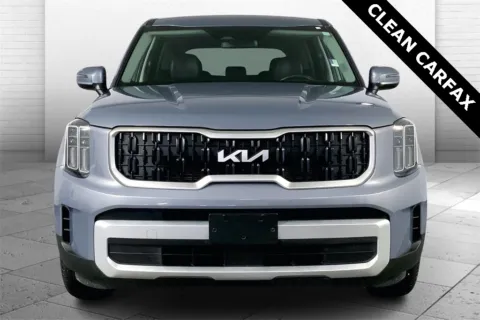 Photos of 2024 Kia Telluride LX for sale in Lee's Summit, MO at Cable Dahmer Kia of Lee's Summit