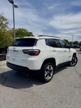 More photos of 2021 Jeep Compass Limited at Cable Dahmer Kia of Lee's Summit, MO