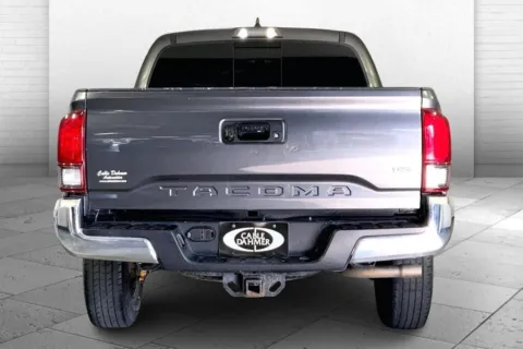 Another view of 2018 Toyota Tacoma TRD Off Road for sale in Lee's Summit, MO at Cable Dahmer Kia of Lee's Summit