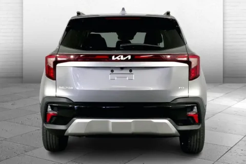 More photos of 2026 Kia Seltos S at Cable Dahmer Kia of Lee's Summit, MO