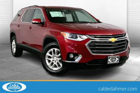 Red 2020 Chevrolet Traverse LT Cloth for sale in Lee's Summit, MO