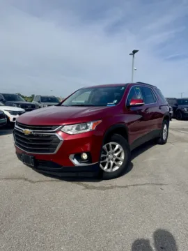 Red 2020 Chevrolet Traverse LT for sale in Lee's Summit, MO