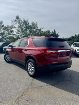 Another view of 2020 Chevrolet Traverse LT for sale in Lee's Summit, MO at Cable Dahmer Kia of Lee's Summit