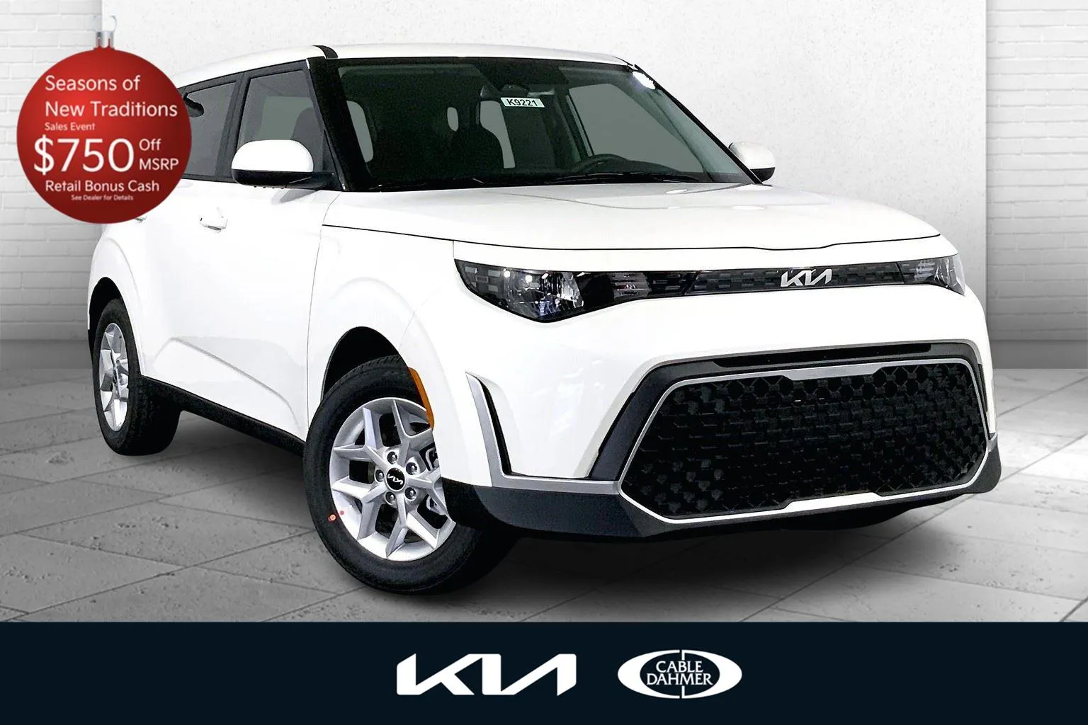 White 2025 Kia Soul S for sale in Lee's Summit, MO