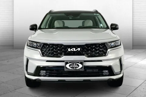 Photos of 2023 Kia Sorento SX for sale in Lee's Summit, MO at Cable Dahmer Kia of Lee's Summit