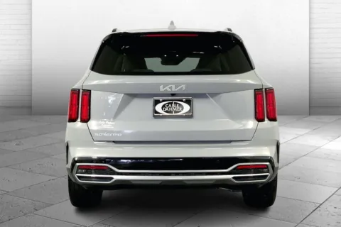Another view of 2023 Kia Sorento SX for sale in Lee's Summit, MO at Cable Dahmer Kia of Lee's Summit
