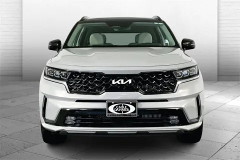 Photos of 2023 Kia Sorento SX for sale in Lee's Summit, MO at Cable Dahmer Kia of Lee's Summit