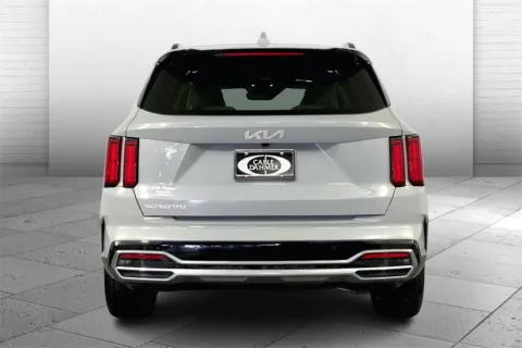 Another view of 2023 Kia Sorento SX for sale in Lee's Summit, MO at Cable Dahmer Kia of Lee's Summit