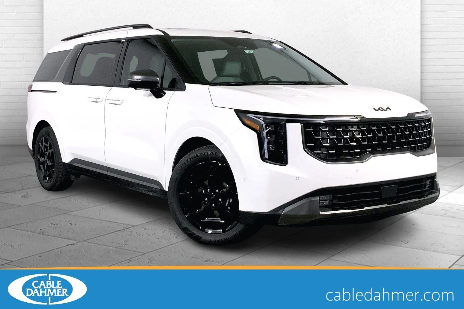 White 2025 Kia Carnival SX for sale in Lee's Summit, MO