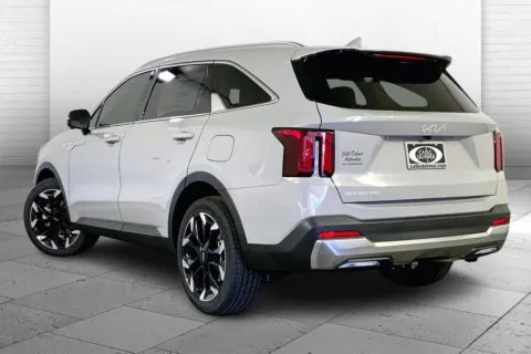 Another view of 2025 Kia Sorento SX for sale in Lee's Summit, MO at Cable Dahmer Kia of Lee's Summit