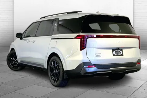 Another view of 2025 Kia Carnival SX Prestige for sale in Lee's Summit, MO at Cable Dahmer Kia of Lee's Summit