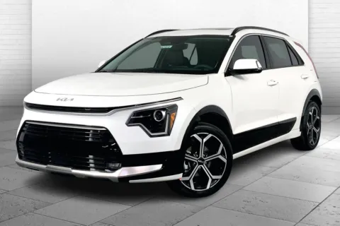Photos of 2025 Kia Niro EX Touring for sale in Lee's Summit, MO at Cable Dahmer Kia of Lee's Summit