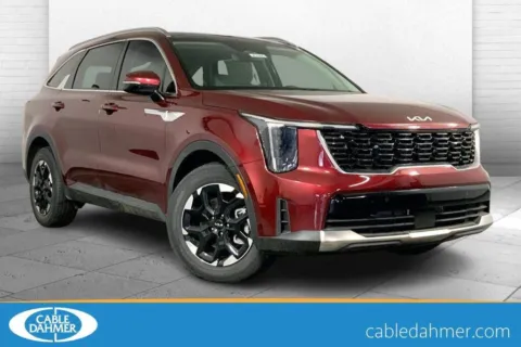 Red 2025 Kia Sorento S for sale in Lee's Summit, MO