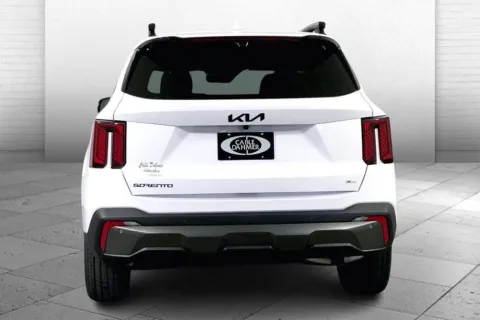 More photos of 2025 Kia Sorento X-Line SX Prestige at Cable Dahmer Kia of Lee's Summit, MO