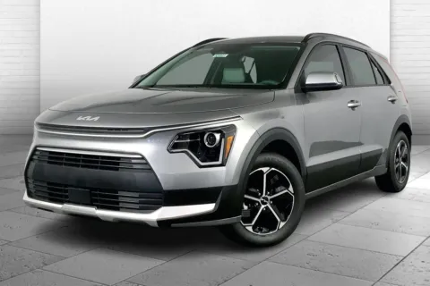Photos of 2025 Kia Niro EX for sale in Lee's Summit, MO at Cable Dahmer Kia of Lee's Summit